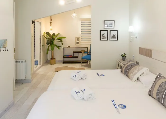 Betijai - Basque * سان سيباستيان